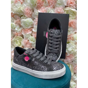 Sneakers Con Stella Pelle  Off Time