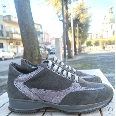 Sneakers In Vera  Pelle Camosciata  Made In Italy