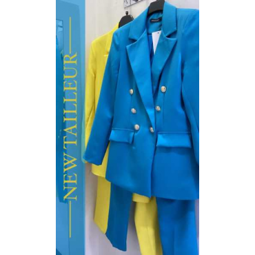 Tailleur Giacca Doppiopetto   Pantalone A Sigaretta 
