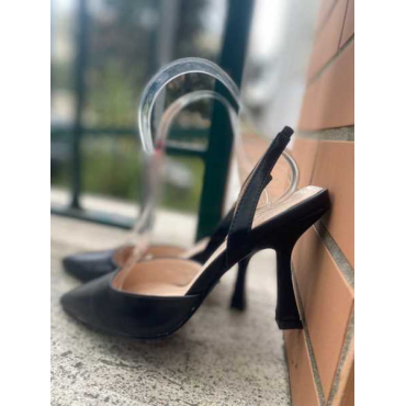 Chanel Nero In Ecopelle Tacco Rocchetto 9 Cm  Forma  Sfilata Chi