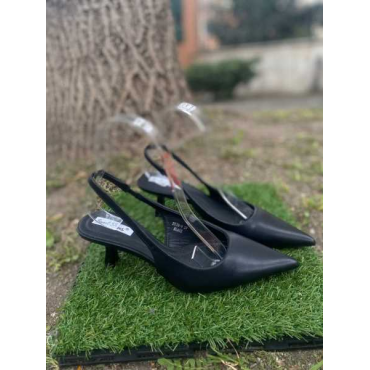 Decolletè  Chanel  In Ecopelle  Tacco 4 Cm Cinturino Con Elastic