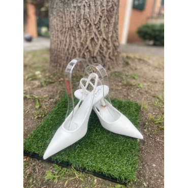 Decolletè  Chanel  In Ecopelle  Tacco 4 Cm Cinturino Con Elastic