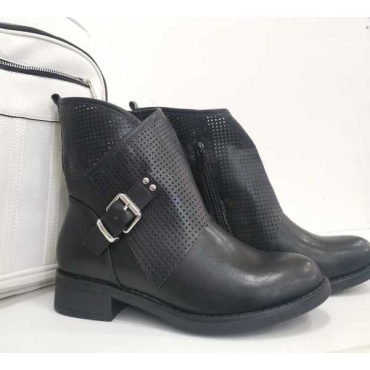 Stivaletto Texano Estivo In Ecopelle Traforato  Con  Cinturino L