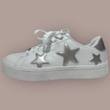 Sneakers Pelle Bianca Con Ritagli A Forma Di Stella In Argento S