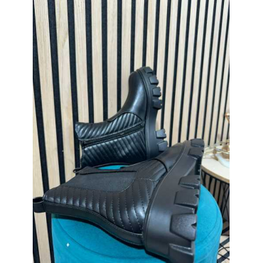 Stivaletto Con Cerniera E Molla 