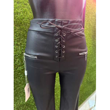 Pantalone Con Stringhe In Ecopelle