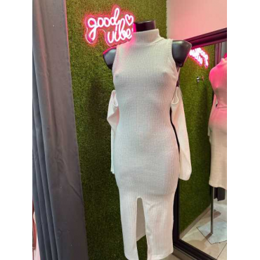 Vestito In Lana Rasasta Con Manicotti