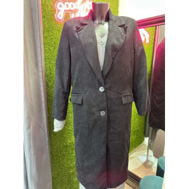 Cappotto In Velluto Con Bottoni