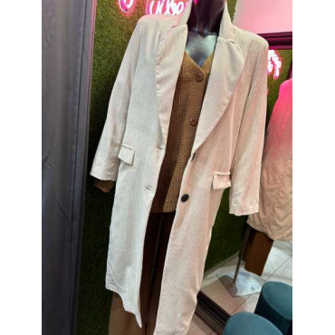 Cappotto In Velluto Con Bottoni