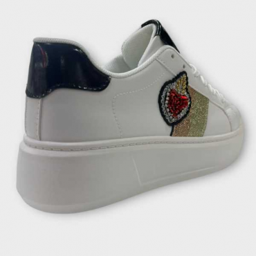 Sneakers Con Cuore Brillantinato 