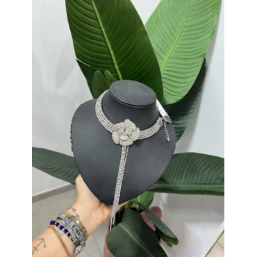 Collana Con Fiore 