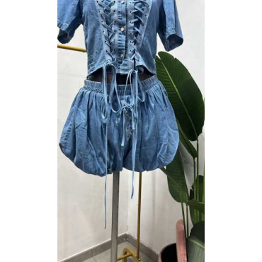 Coordianto Jeans Con Stringhe 