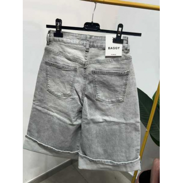 Short Baggy Con Risvolto  