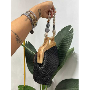 Borsa In Paglia Con Catena Di Perle In Legno Con Chiusura A Baci
