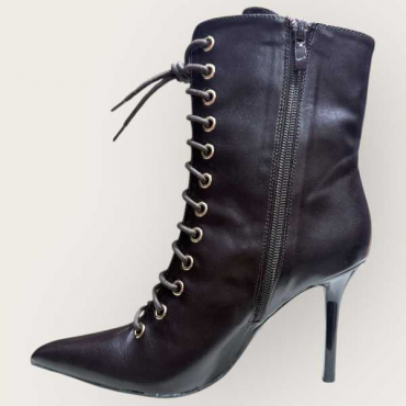 Stivaletto Con Lacci Anteriori