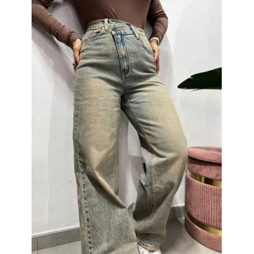 Jeans Denim Con Sfumatura Sabbiata 