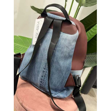 Zaino Levis