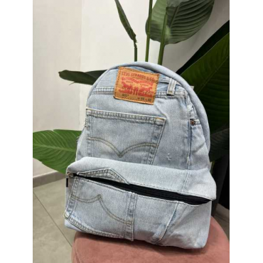 Zaino Levis