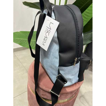 Zaino Levis
