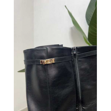 Stivali Con Ghetta E Fibbia Dorata Zeppa Alta