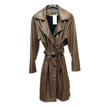 Trench Long In Eco Pelle Con Bottoncini E Cinturino Regolabile.