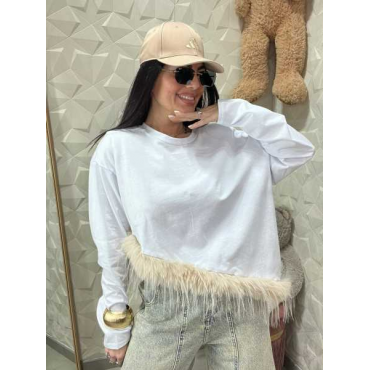 Maglia Con Taglio Diagonale Con Aggiunta Di Piuma