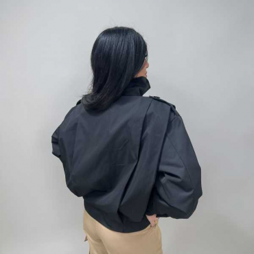 Bomber Strutturato Dal Design Moderno