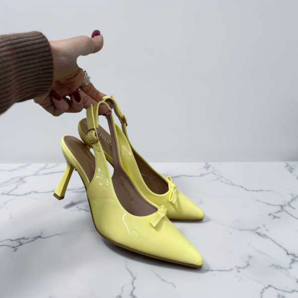 Decolletè In Vernice