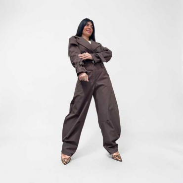 Completo Trench Corto Con Pantalone