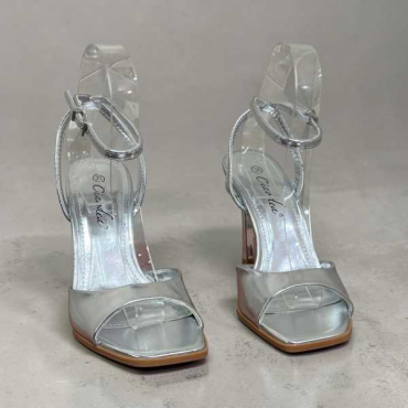  Sandali Con Tacco E Cinturino Alla Caviglia