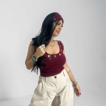 Top Con Borchie E Fascia 
