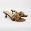 Mules Con Tacco Con Fibbia In Pelle