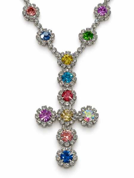 Collana Con Croce E Strass – Un Tocco Di Luce Per Il Tuo Look