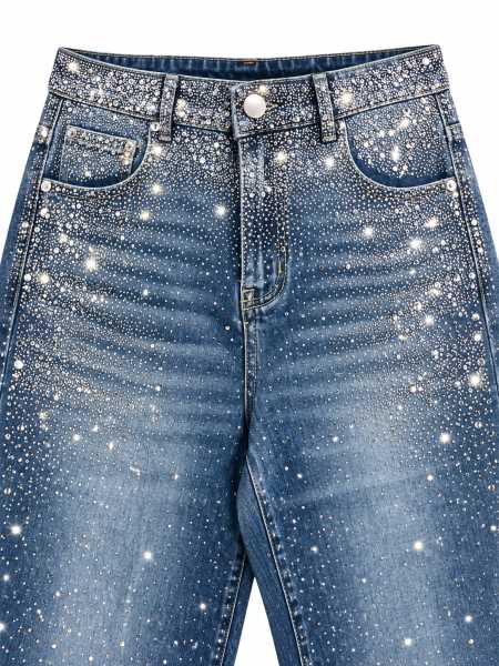 Jeans Donna Effetto Gioiello, Pensato Per Chi Ama Distinguersi E